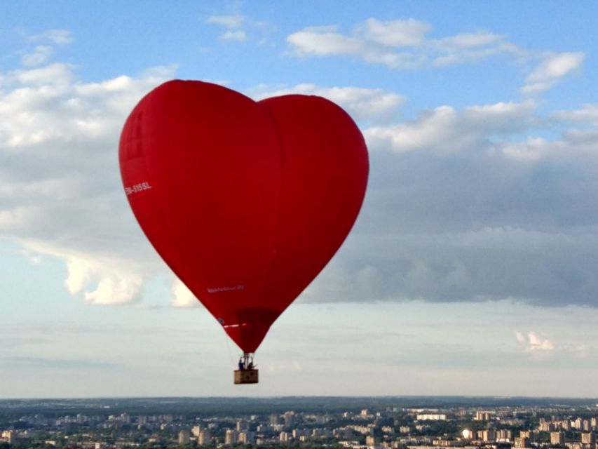 Kraków: Private Hot Air Balloon Flight With Champagne - Experience Highlights