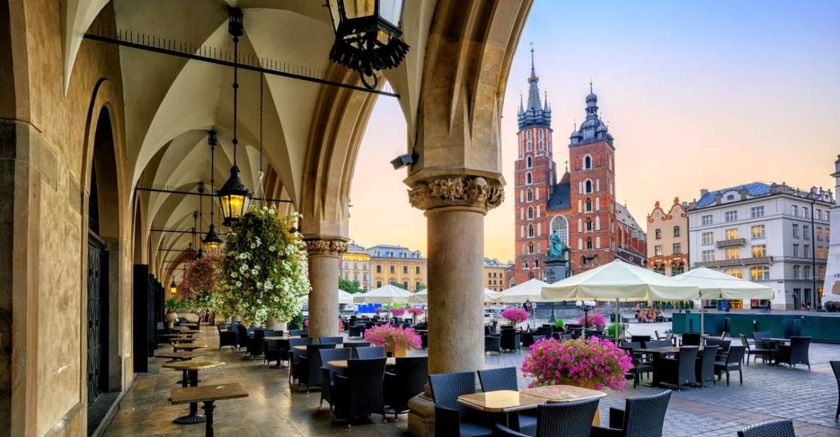 Krakow: St. Mary's Church and Rynek Underground Museum Tour - Historical Insights