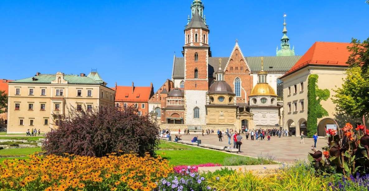 Krakow: Wawel Cathedral and St. Mary's Basilica Guided Tour - Experience Highlights