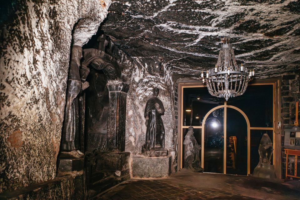 Krakow: Wieliczka Salt Mine Guided Tour - Experience Highlights