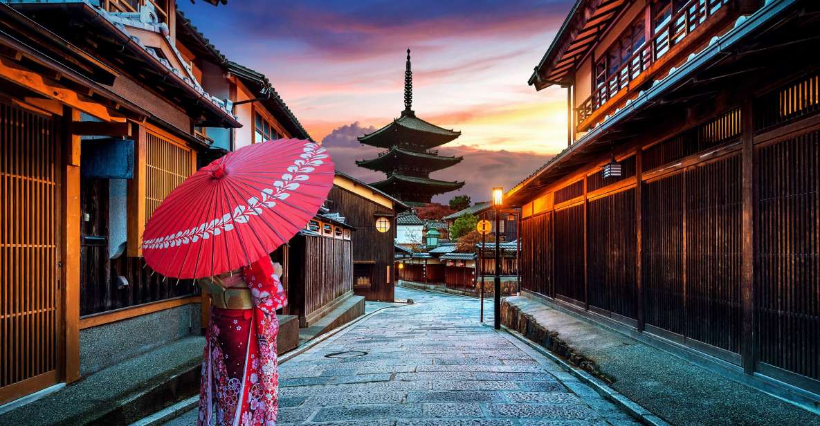 Kyoto: Gion District Guided Walking Tour at Night With Snack - Booking Information and Meeting Point