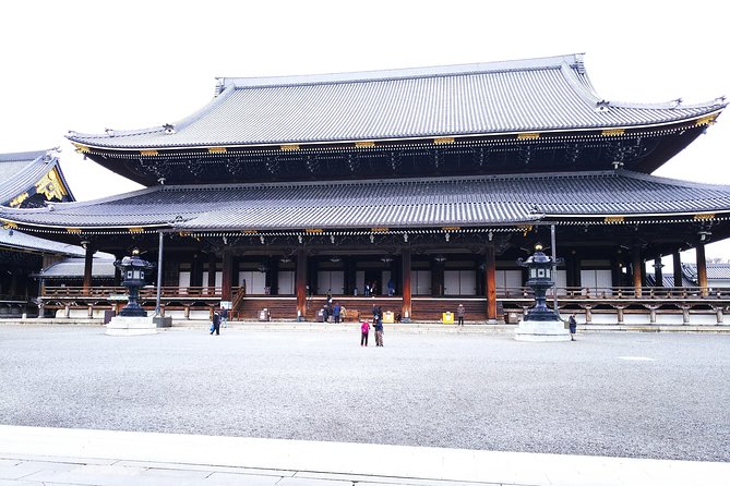 Kyoto Imperial Palace and Nijo Castle Walking Tour - Feedback and Experience Highlights