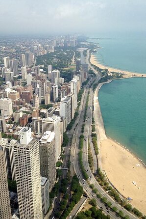 Lake Michigan and Chicago River Architecture Cruise by Speedboat - Tour Experience