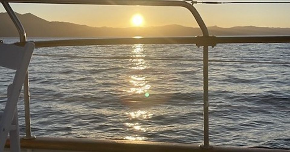 Lake Tahoe: Scenic Sunset Cruise With Drinks and Snacks - Experience Highlights