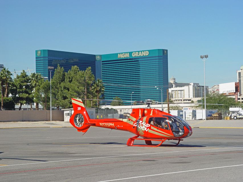 Las Vegas: Grand Canyon Helicopter Air Tour With Vegas Strip - Flight Experience