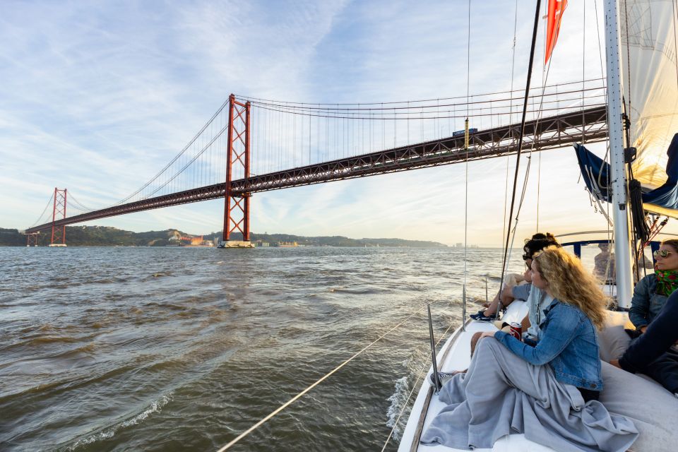 Lisbon: Sailing Tour on the Tagus River - Duration and Itinerary Highlights