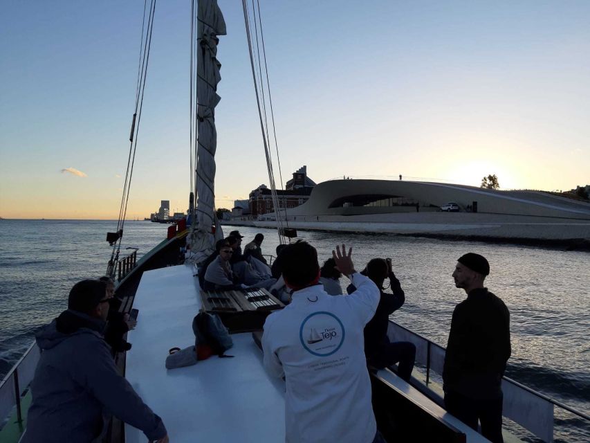 Lisbon: Tagus River Sunset Cruise in a Traditional Vessel - Experience Highlights