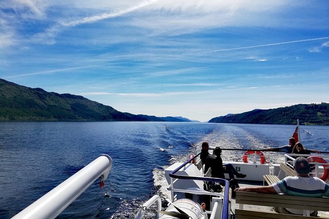 Loch Ness 1-Hour Cruise With Urquhart Castle Views - Experience Highlights