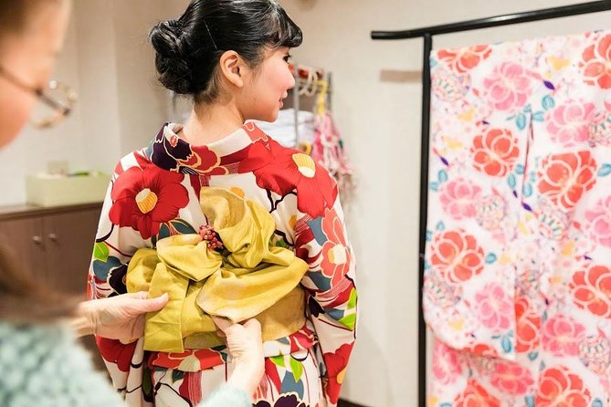 Long-sleeved Furisode Kimono Experience in Kyoto - Reviews and Support