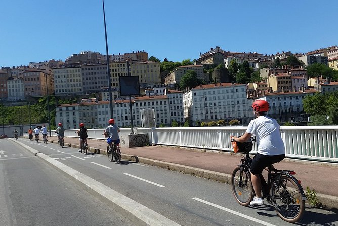 Lyon Small Group Guided Electric Bike Tour With Food Tasting - Meeting and Pickup Information