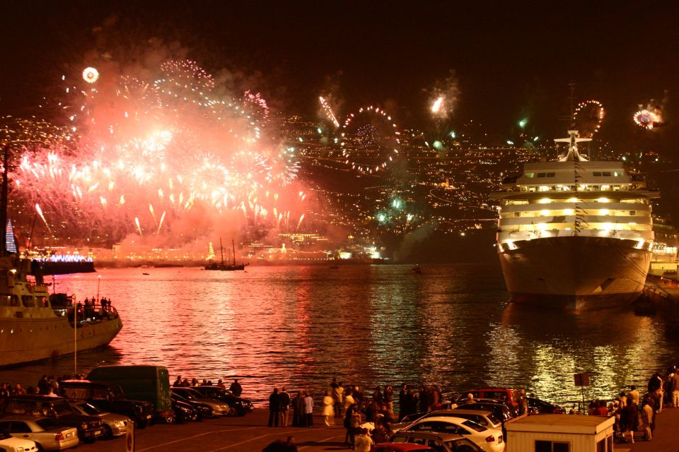 Madeira: New Year's Eve Fireworks by Catamaran - Participant Selection and Review Summary