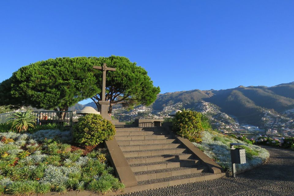 Madeira : Nun's Valleys and Pico Areeiro 4X4 Tour - Experience Highlights