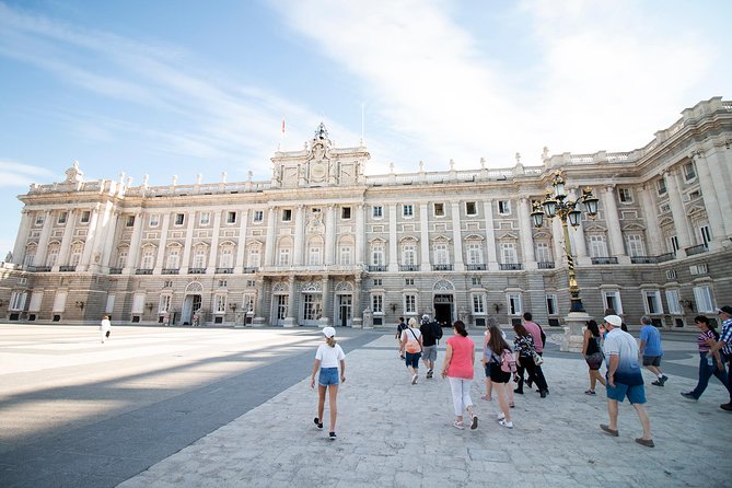 Madrid: Royal Palace Tour With Optional Royal Collections & Tapas - Palace Areas Included