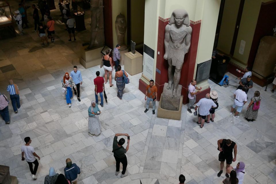 Makadi: Cairo Museum, Giza Platoue and Khufu Pyramid Entry - Duration and Availability