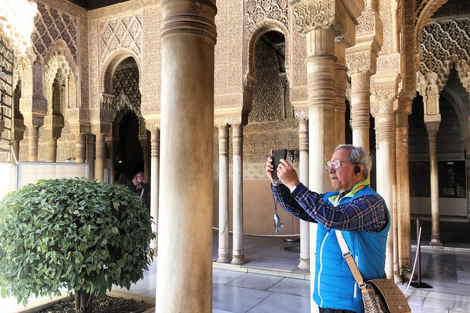 Malaga Shore Excursion: Skip-the-Line Alhambra and Generalife Gardens Tour - Accessibility Information