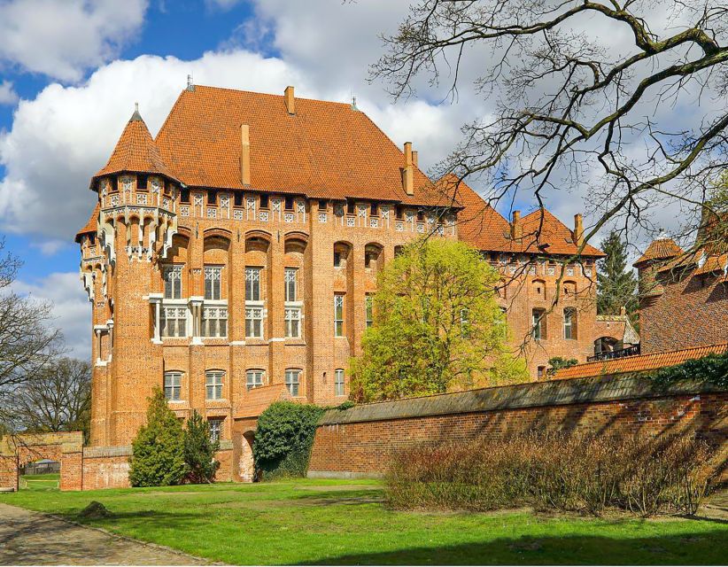 Malbork Castle Half Day Private Tour - Itinerary