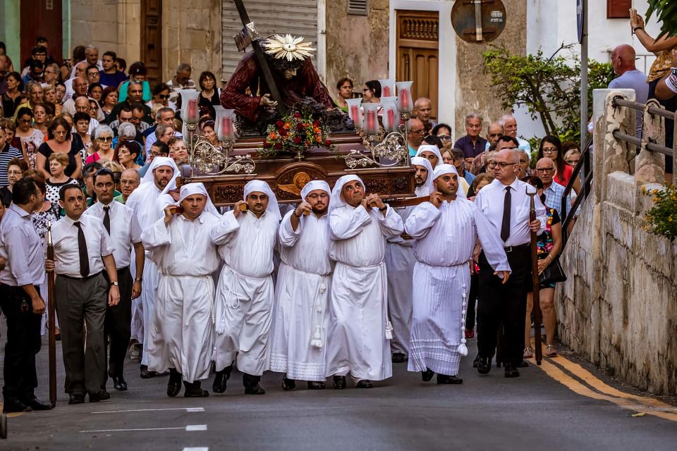 Malta: Good Friday Afternoon Procession With Transportation - Experience Highlights