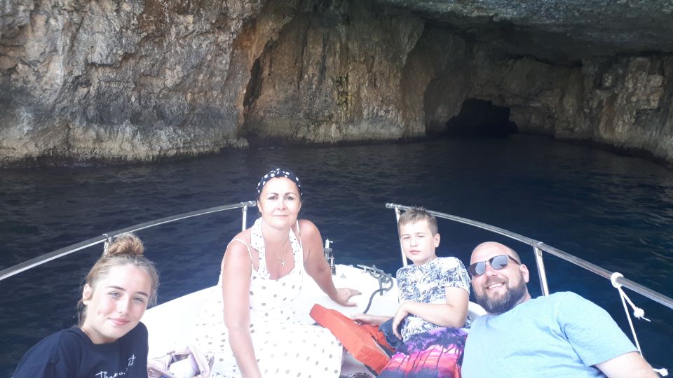 Malta: Private Sunset Boat Trip to Comino and Blue Lagoon - Language Options and Setting