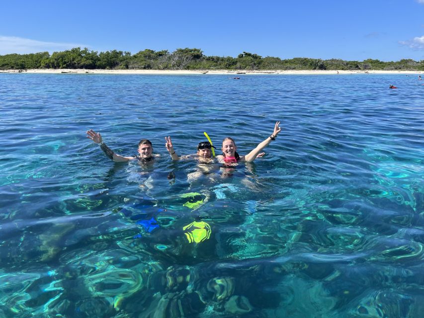 Mein Schiff Cruise Ship: Snorkeling Tour to Catalina Island - Activity Highlights