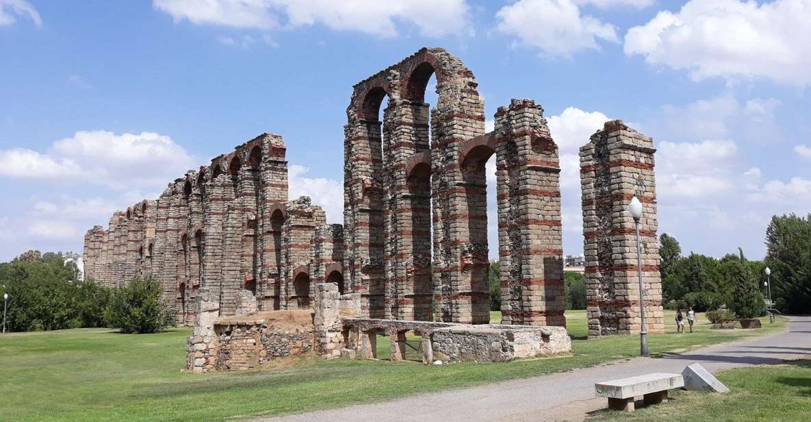 Mérida - Private Historic Walking Tour - Aqueducts and Bridges Exploration