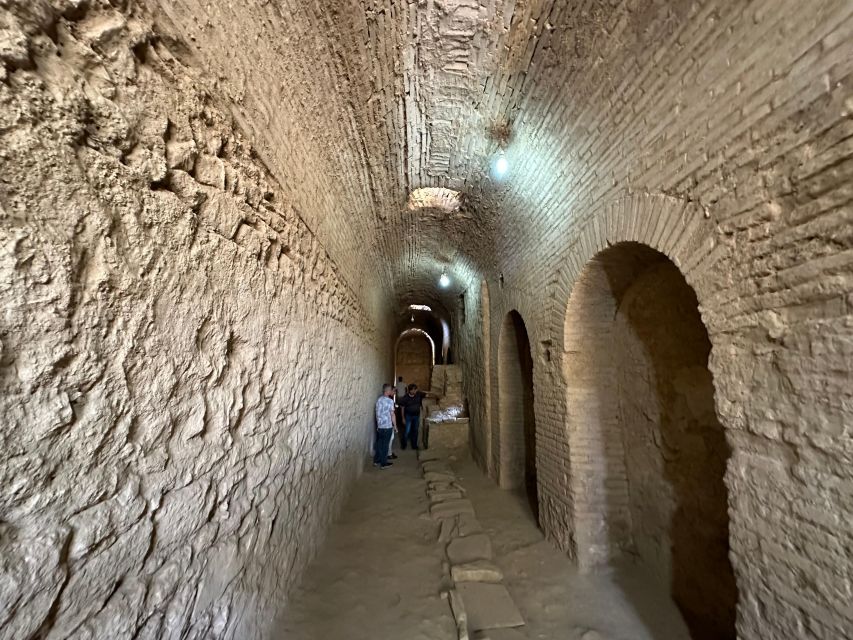 Metropolis Ancient City Tour From Kusadasi Port With Lunch - Tour Experience