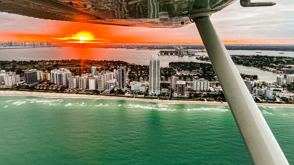 Miami Beach: Private Romantic Sunset Flight With Champagne - Experience Highlights