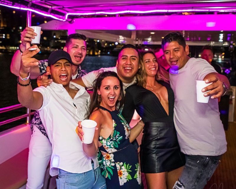 Miami: Boat Party With an Open Bar and Live DJ - Host and Accessibility