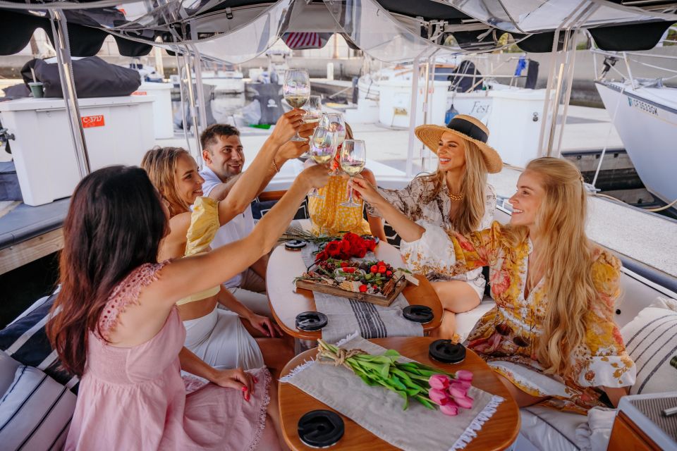 Miami: Luxury E-Boat Cruise With Wine and Charcuterie Board - Experience Highlights