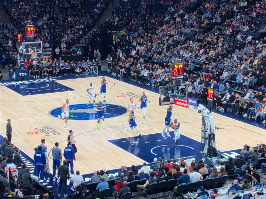 Minneapolis: Minnesota Timberwolves Basketball Game Ticket - Game Experience