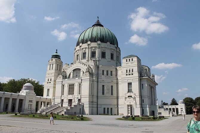 Mobile Puzzle Rally Tour at the Vienna Central Cemetery - Puzzle Challenges and Clues