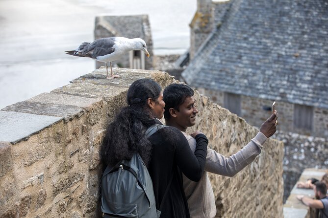 Mont Saint Michel Day Trip From Paris With English Speaking Guide - Itinerary