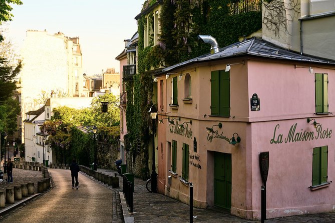 Montmartre'S Heritage With Specialties Tasting Private Tour - Inclusions