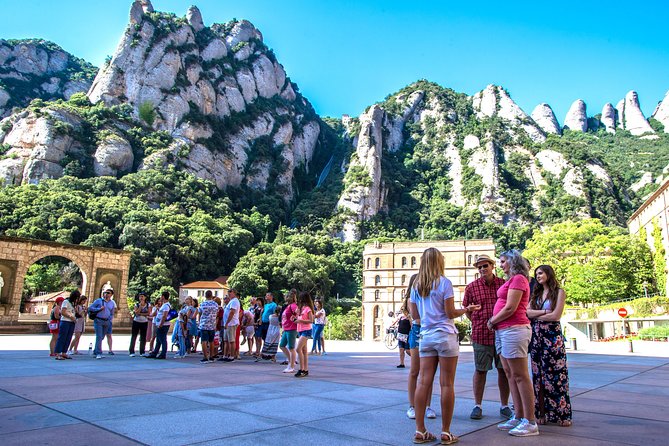 Montserrat Half Day & Optional Sagrada Familia Small Group Tour - Why Choose This Tour