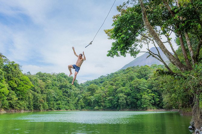 Morning Volcano Hike and Mistico Hanging Bridges - Pickup Details