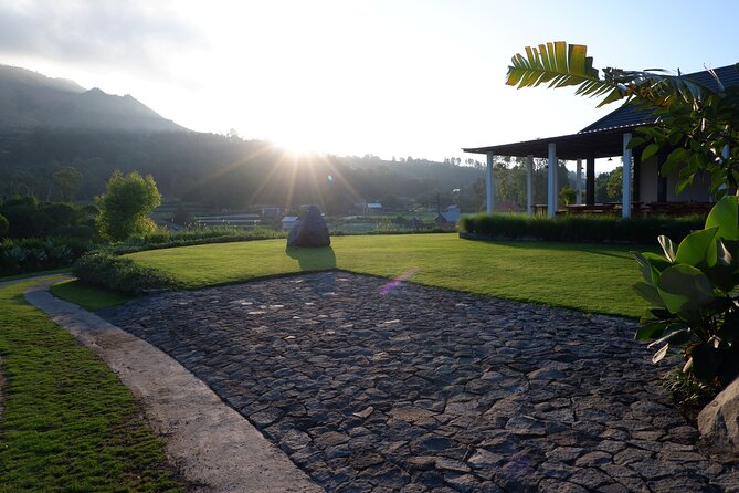 Mount Batur Sunrise Trekking Guide - Local Guides and Safety Briefing