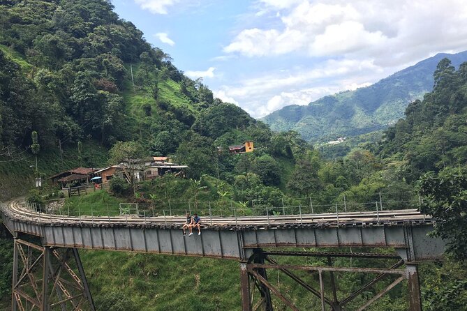 Mountain Bike Tour With Coffee and Lunch in Antioquias Beautiful Landscapes - Logistics and Pickup