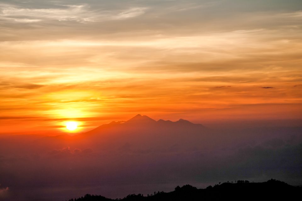 Mt. Batur Sunrise Hike With 1-Night Stay in Kintamani - Experience Highlights