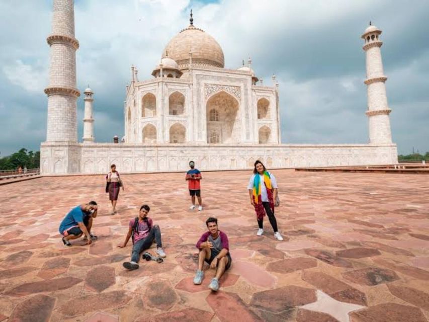 Mumbai : One Day Tour Of Tajmahal Including Lunch Entrances - Experience Highlights