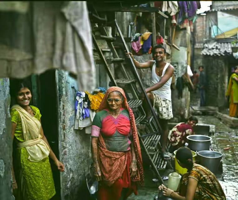Mumbai: Slumdog Millionaire Tour of Dharavi Slum - Experience