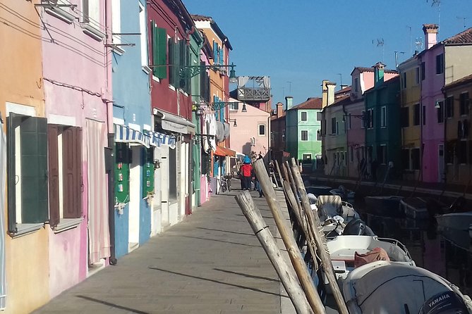 Murano Glass Experience With a Visit to a Burano Lace Island - Inclusions