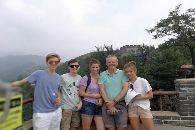 Mutianyu Great Wall Private Trip With English Speaking Driver - Meeting and Pickup Information