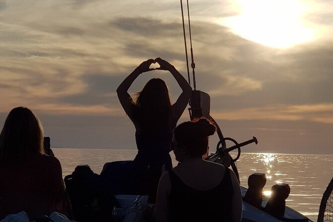 Mykonos Sunset Cruise With Drinks - Sunset Viewing