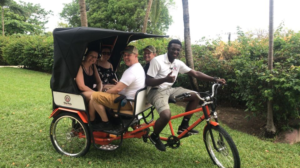 Nassau: City Highlights Private Pedicab Tour - Experience Highlights