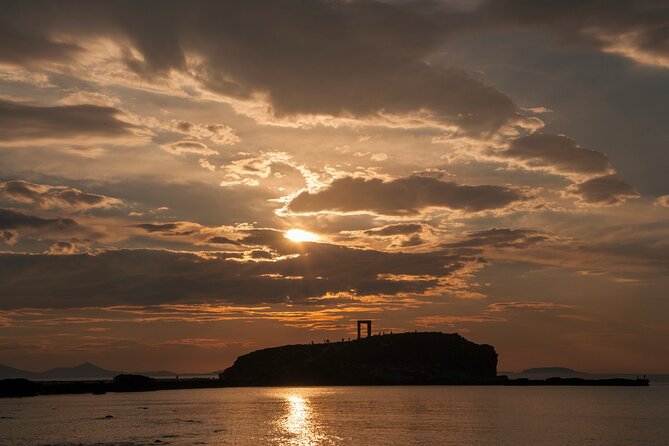 Naxos Old Town, Castle & Portara Sunset Tour (Certified Guide) - Traveler Experience Highlights