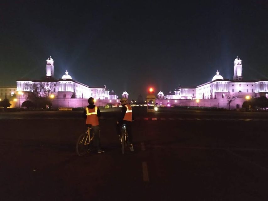 New Delhi: India Gate & Gurudwara Cycle Tour - Experience Highlights