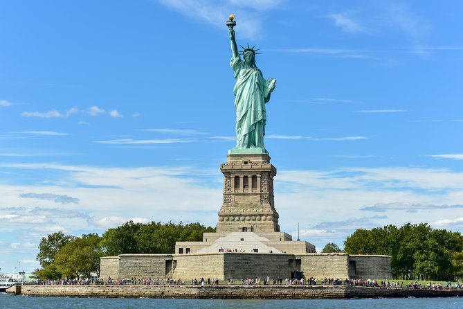 New York Private Boat Charter (Up to 6 Passengers) - Inclusions and Exclusions