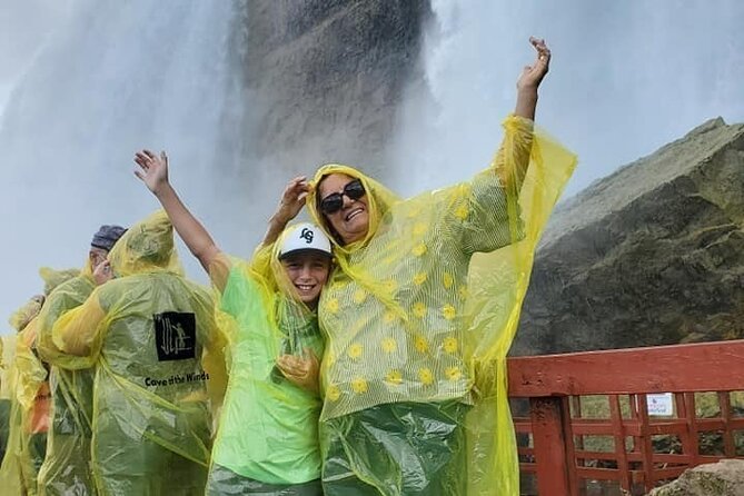 Niagara Falls All-American Botique Tour (Small Group Max 6) - Small Group Experience