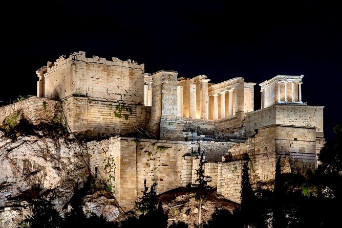 Night Tour of the City of Athens With Guide in Spanish - Inclusions and Exclusions