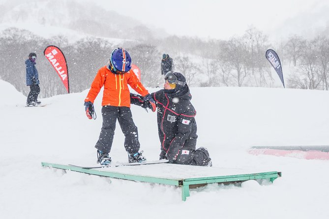 Niigata: Private Snowboarding Lesson  - Niigata Prefecture - Logistics Information