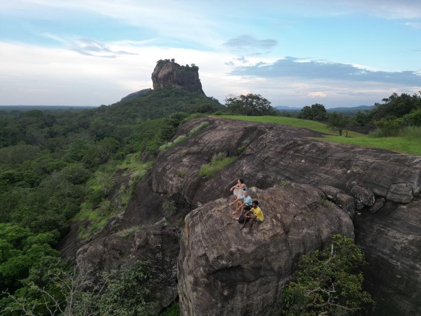 Non-Touristic Sigiriya on Tuktuk - Experience Highlights